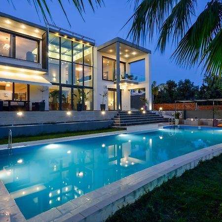 Adorno Luxury Villas Хорафакия Экстерьер фото